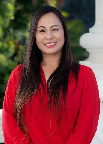 Portrait of Stephanie Nguyen