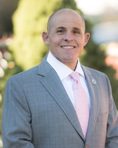 Portrait of Steven Ultrin