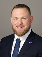 Taylor Rehmet portrait