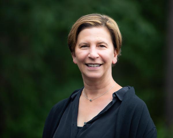 Portrait of Toni Weinstein